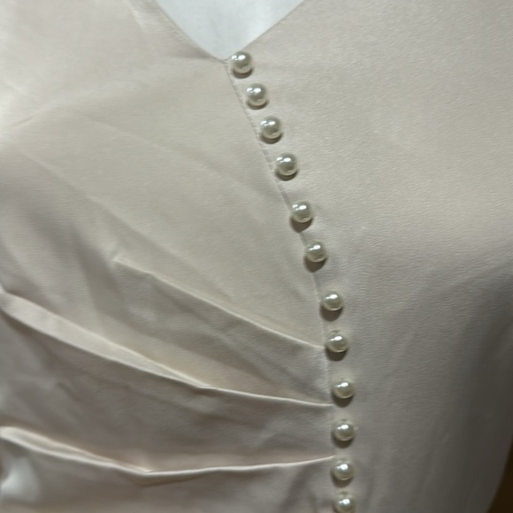 Elegant Cream Dress - Picture 3 of 8